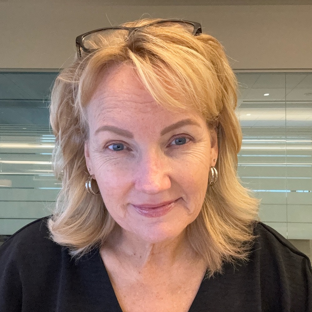 Meet your Posher, Lisa
